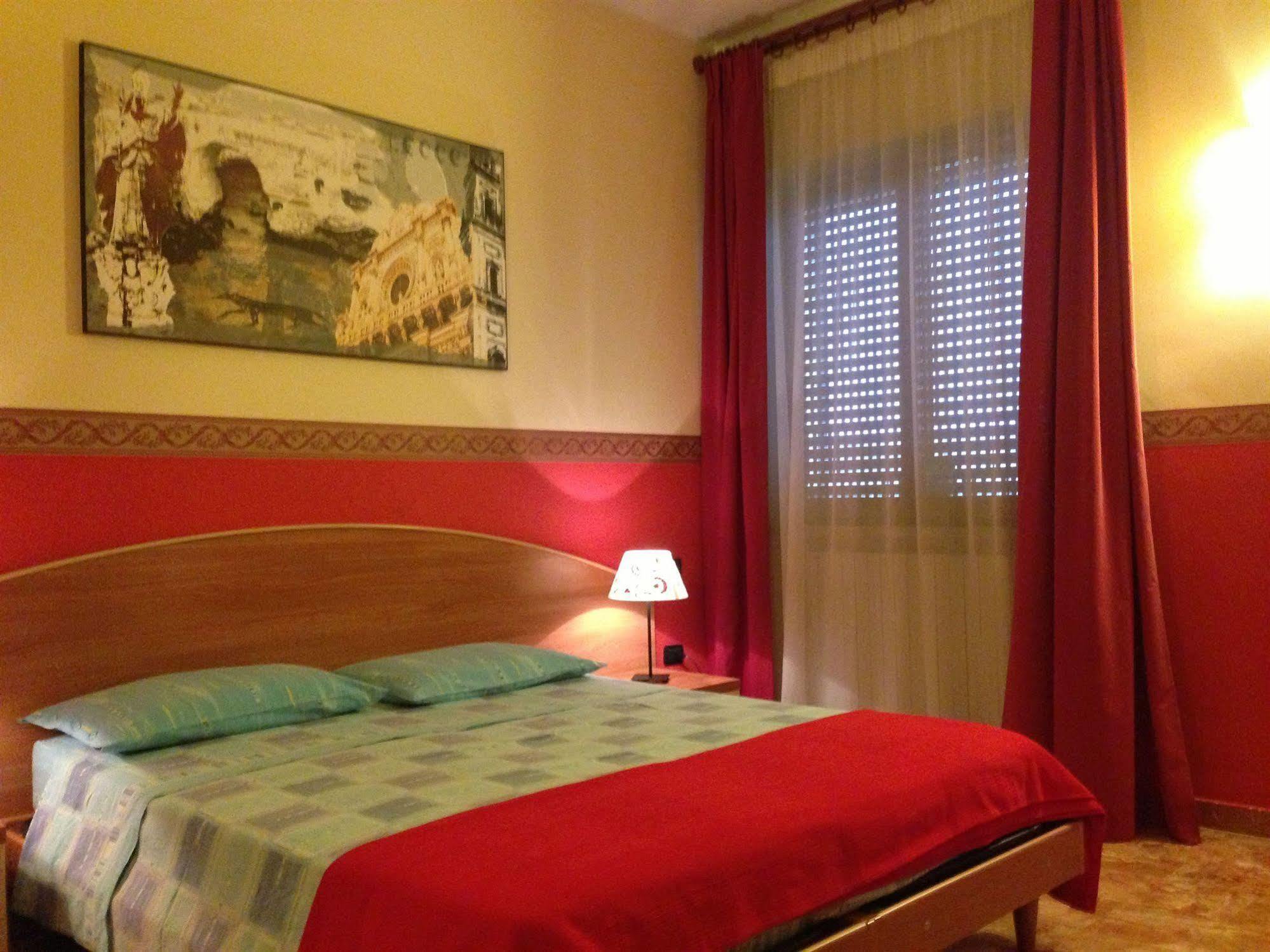 Aurora Rooms Lecce Exterior foto